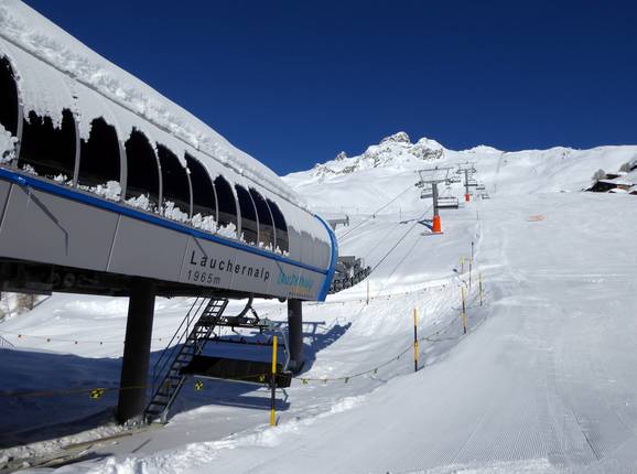 Lauchernalp-Stafel - 6er Hochgeschwindigkeits-Sesselbahn (kuppelbar) Lauchernalp-Stafel - 6er Hochgeschwindigkeits-Sesselbahn (kuppelbar)