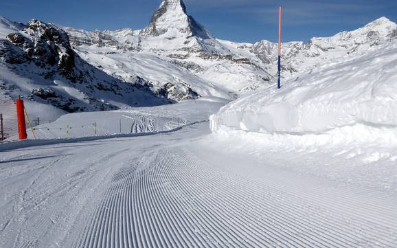 Pistenpräparierung Zermatt-Matterhorn – Pistenpräparierung Zermatt/Breuil-Cervinia/Valtournenche – Matterhorn